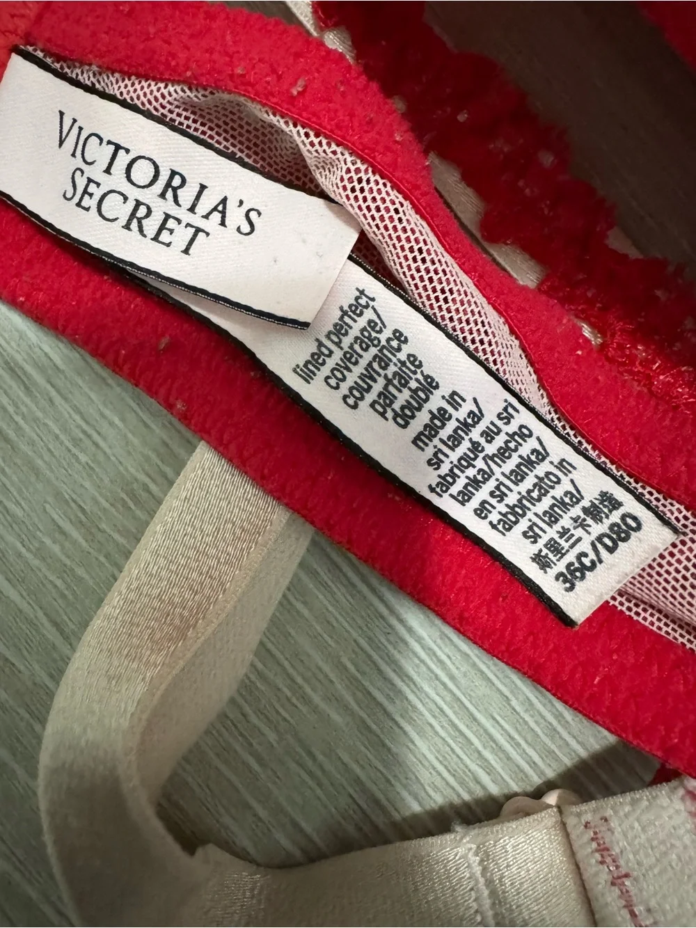 Victoria's Secret Red Lace Boho Underwire Push Up Bra - Picture 3 of 3